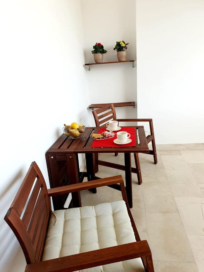 Luxury Apollo Apartment *